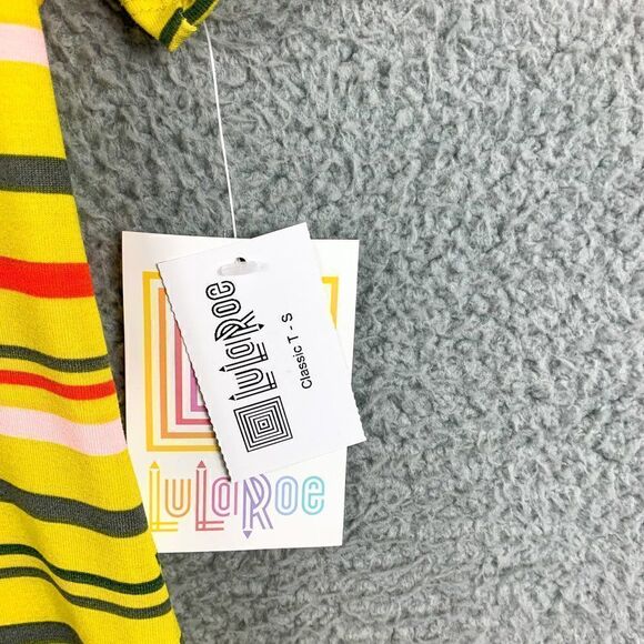 Lularoe Classic T Shirt Womens Small NEW Yellow Stripe Outdoor High Low Hem NWT - Picture 5 of 10